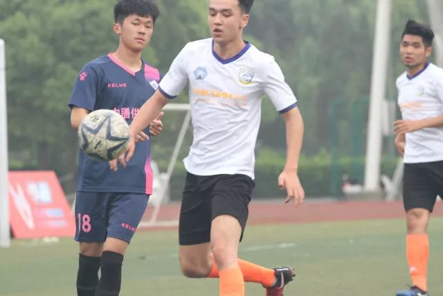 莱万+拉菲尼亚=欧洲最强双人组！合计狂轰46球